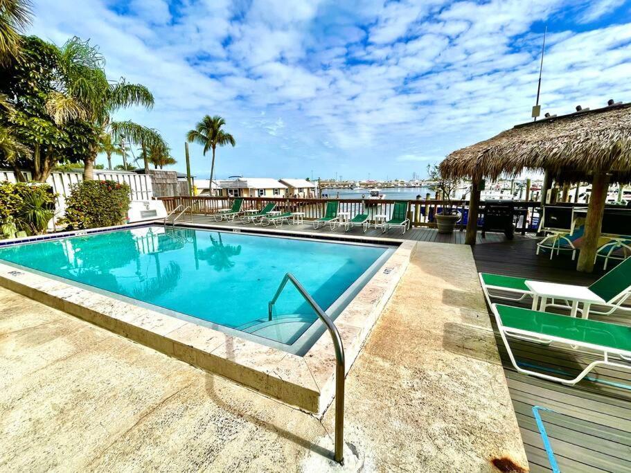 키웨스트 St Kitts - Downtown Waterfront Penthouse Pool Dock Parking 빌라 외부 사진