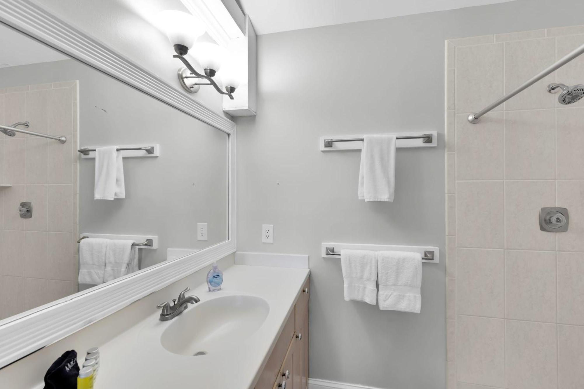 키웨스트 St Kitts - Downtown Waterfront Penthouse Pool Dock Parking 빌라 외부 사진